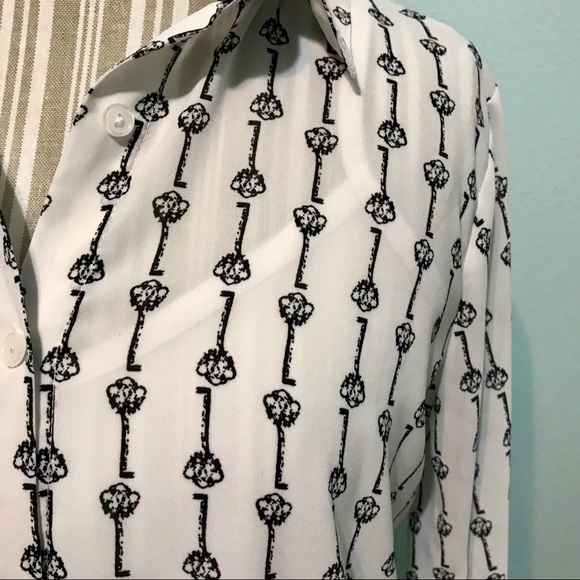 Fun Key Print Button Down Top Size Medium - Picture 3 of 7